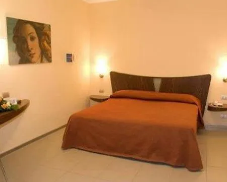 Kore 4* Villaggio Mosè