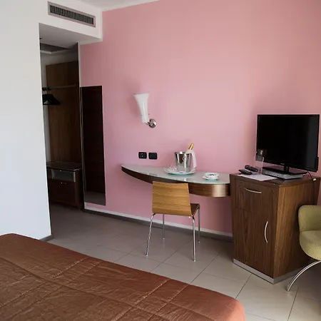 Kore Hotel 4*