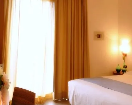 Kore 4* Villaggio Mosè