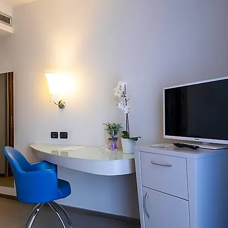Kore 4* Villaggio Mosè